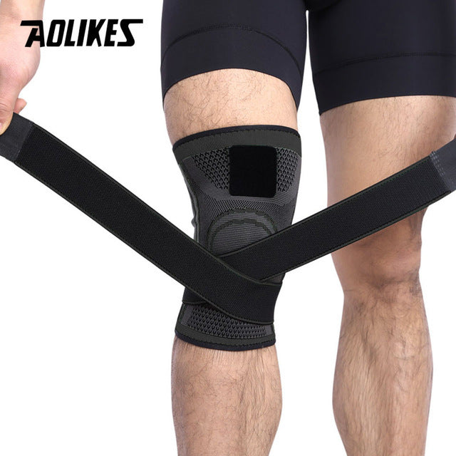 Protective knee pad